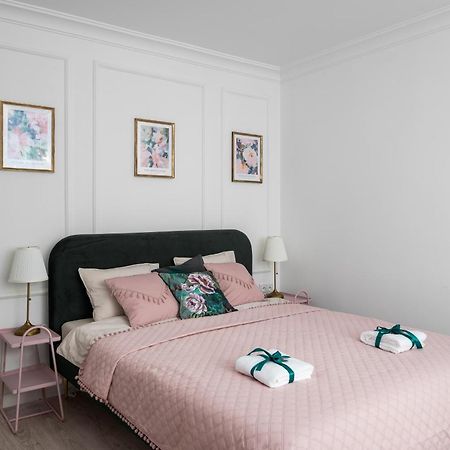 Lovely Downtown Studio At Most Lively Hoza Street, Discover Warsaw On Foot ภายนอก รูปภาพ